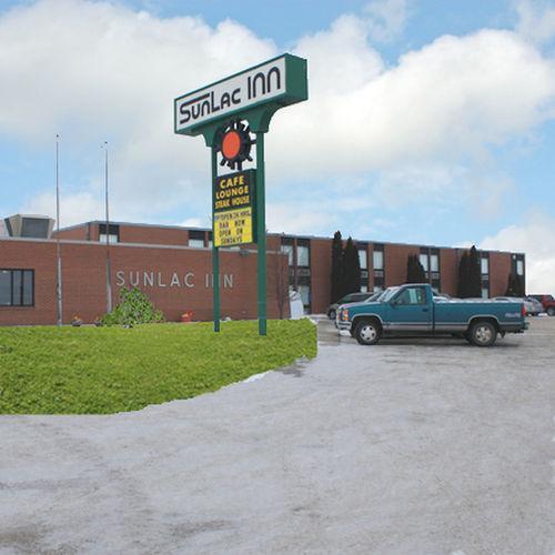 Sunlac Inn Lakota Extérieur photo