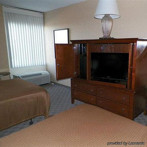 Sunlac Inn Lakota Chambre photo